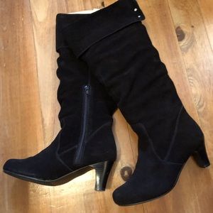 Black suede heeled boots